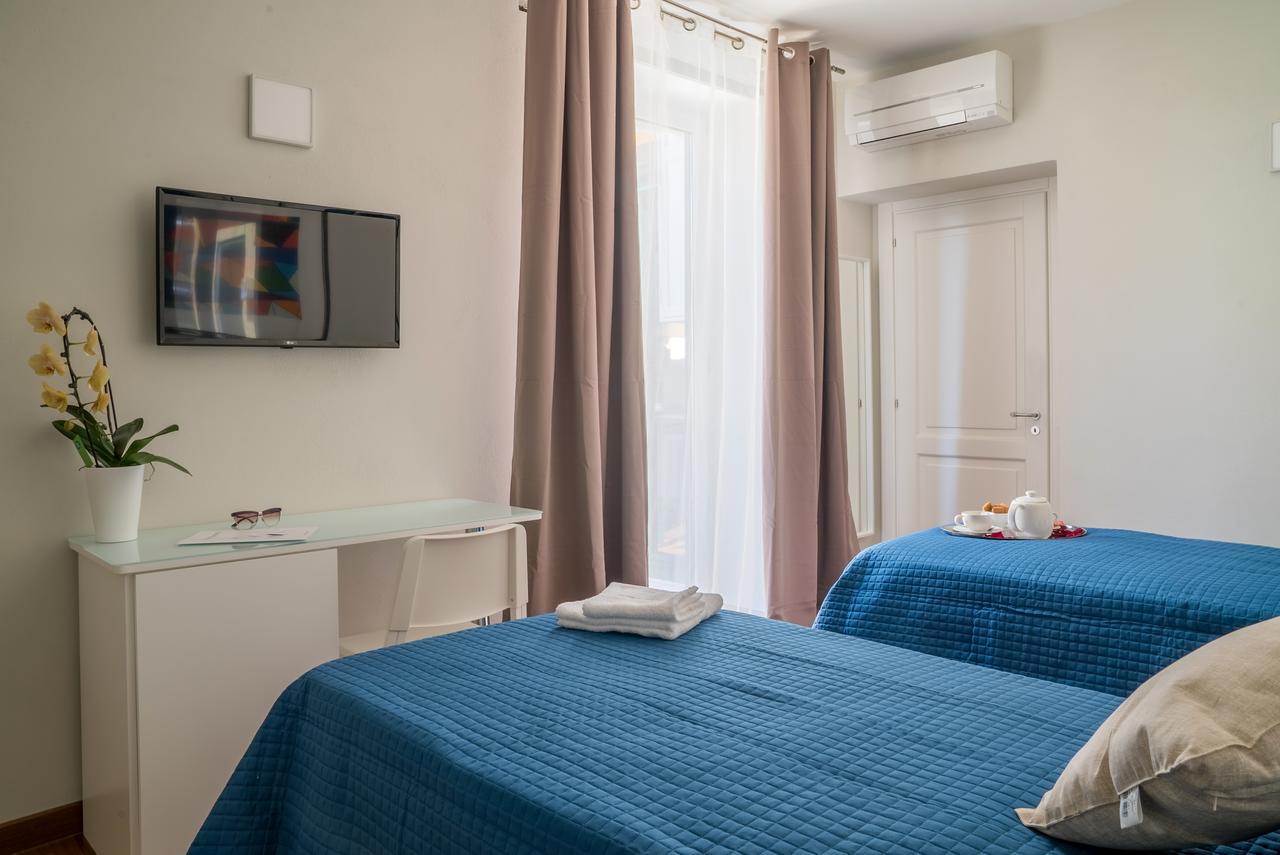 Plaium Montis Bed & Breakfast Salerno Eksteriør bilde