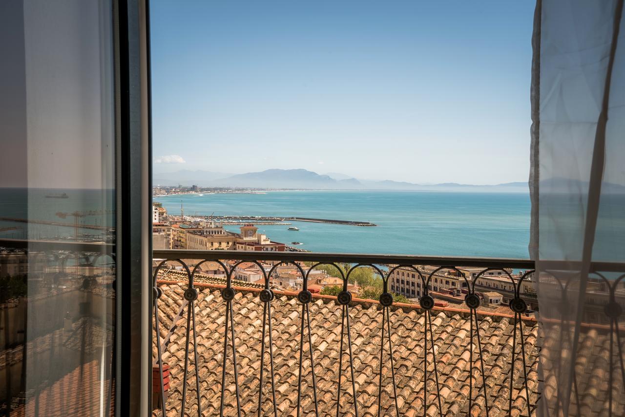 Plaium Montis Bed & Breakfast Salerno Eksteriør bilde