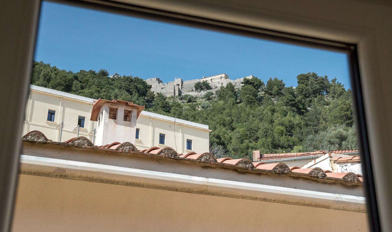 Plaium Montis Bed & Breakfast Salerno Eksteriør bilde